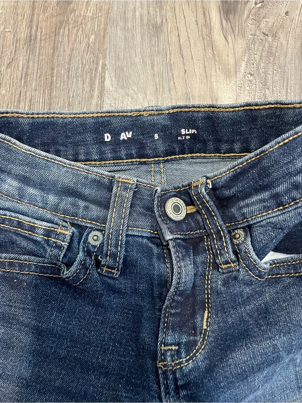 Old Navy classic dark